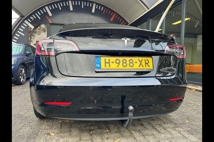 Tesla Model 3 Standard RWD Plus 60 kWh SOH 100% Trekhaak (1.000kg) 19 INCH Velgen Rijklaarprijs!