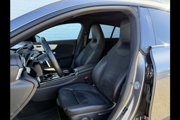 Mercedes-Benz CLA-Klasse Shooting Brake 200 Business Solution AMG | Pano | Ambient Light | LED | Camera | 19 inch