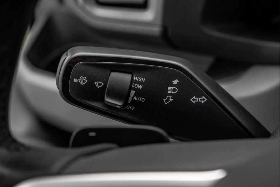 Volkswagen Crafter 2.0 TDI L4H3 | Facelift | Automaat | Carplay | Camera | Cruise | Navi | Airco | PDC