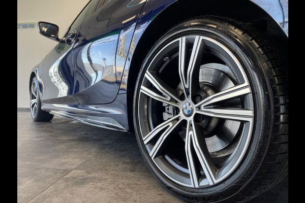 BMW 3-serie 320e High Executive M-sport Full-led VCP Navigatie 19"LM