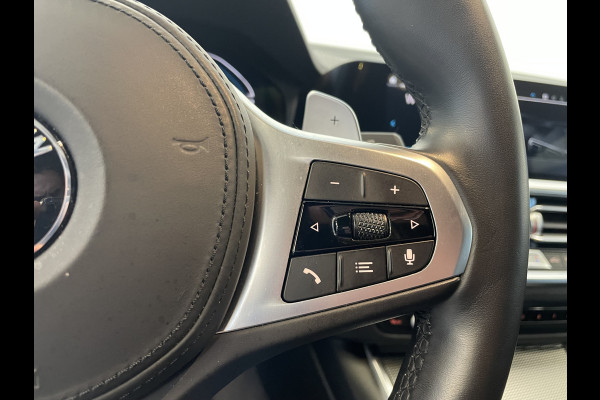 BMW 3-serie 320e High Executive M-sport Full-led VCP Navigatie 19"LM