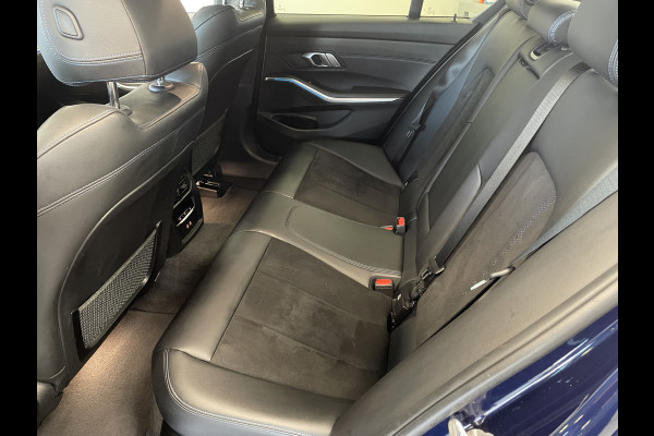 BMW 3-serie 320e High Executive M-sport Full-led VCP Navigatie 19"LM