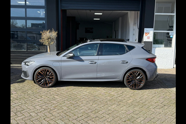 CUPRA Leon 1.4 e-Hybrid VZ Copper Edition