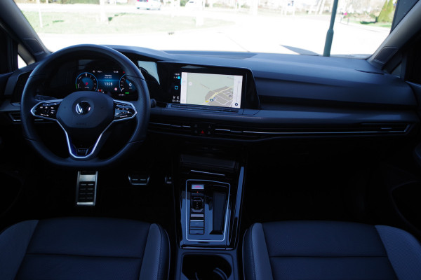 Volkswagen Golf 1.4 eHybrid GTE 245 PK PHEV, Schuif Kanteldak, Leder, Trekhaak, Memory, Stoelkoeling -Verwarming