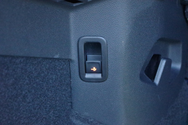 Volkswagen Golf 1.4 eHybrid GTE 245 PK PHEV, Schuif Kanteldak, Leder, Trekhaak, Memory, Stoelkoeling -Verwarming