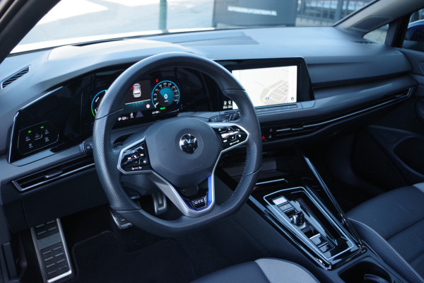 Volkswagen Golf 1.4 eHybrid GTE 245 PK PHEV, Schuif Kanteldak, Leder, Trekhaak, Memory, Stoelkoeling -Verwarming