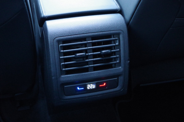 Volkswagen Golf 1.4 eHybrid GTE 245 PK PHEV, Schuif Kanteldak, Leder, Trekhaak, Memory, Stoelkoeling -Verwarming