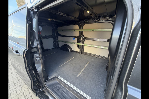 Ford Transit Custom 320 2.0 TDCI 140 PK Euro 6 L2H1 Trend CarPlay/Stoelverwarming/cruise control