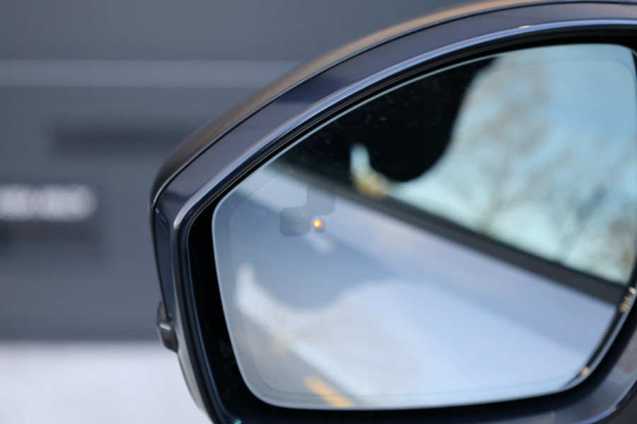 Land Rover Range Rover Evoque 1.5 P300e AWD R-Dynamic S | BTW | CAMERA | STUURVERW | CARPLAY |