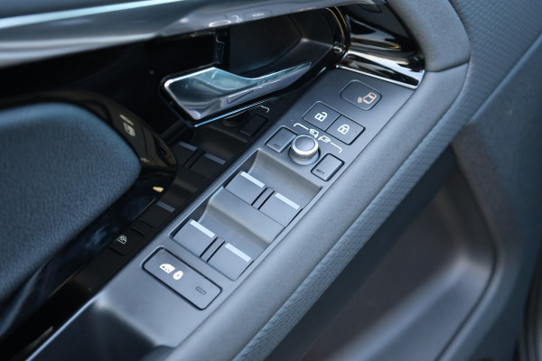 Land Rover Range Rover Evoque 1.5 P300e AWD R-Dynamic S | BTW | CAMERA | STUURVERW | CARPLAY |