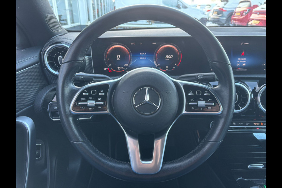 Mercedes-Benz CLA-Klasse 180 Business Solution Progressive | MBUX | Parkeer Camera | Cruise | Lane Assist