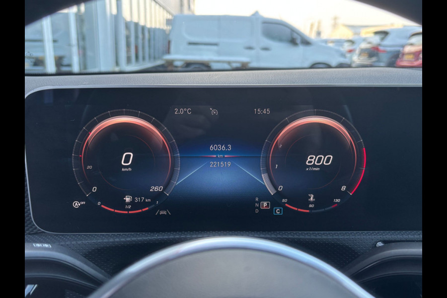 Mercedes-Benz CLA-Klasse 180 Business Solution Progressive | MBUX | Parkeer Camera | Cruise | Lane Assist