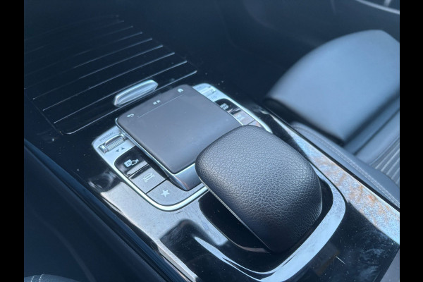 Mercedes-Benz CLA-Klasse 180 Business Solution Progressive | MBUX | Parkeer Camera | Cruise | Lane Assist