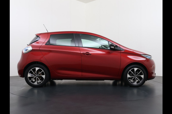Renault ZOE R110 Limited 41kWh Huur Accu Navi Ecc Apple Carplay/Android Auto Cruise Control Pdc Lmv 16" Bluetooth Privacy Glas Keyless Led