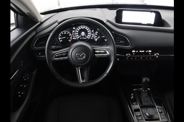 Mazda CX-30 2.0 e-SkyActiv-X M Hybrid Comfort | Stoelverwarming | Head-Up | Camera | Carplay | Adaptive cruise | Navigatie | Stuurverwarming | 18'' | Keyless | Full LED | Climate control