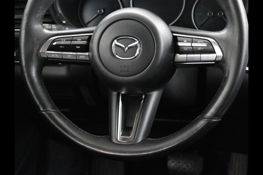 Mazda CX-30 2.0 e-SkyActiv-X M Hybrid Comfort | Stoelverwarming | Head-Up | Camera | Carplay | Adaptive cruise | Navigatie | Stuurverwarming | 18'' | Keyless | Full LED | Climate control