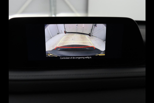Mazda CX-30 2.0 e-SkyActiv-X M Hybrid Comfort | Stoelverwarming | Head-Up | Camera | Carplay | Adaptive cruise | Navigatie | Stuurverwarming | 18'' | Keyless | Full LED | Climate control