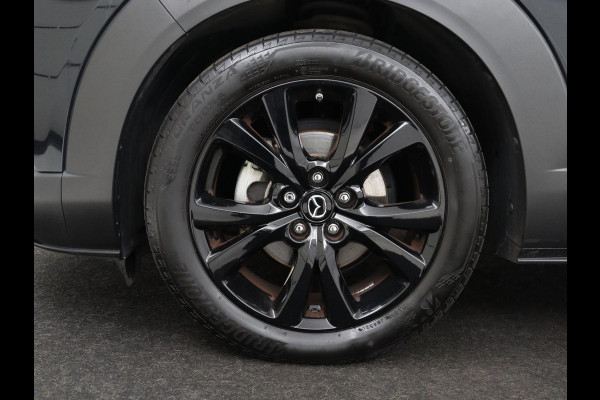 Mazda CX-30 2.0 e-SkyActiv-X M Hybrid Comfort | Stoelverwarming | Head-Up | Camera | Carplay | Adaptive cruise | Navigatie | Stuurverwarming | 18'' | Keyless | Full LED | Climate control