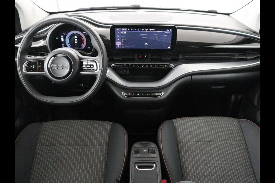 Fiat 500E Icon 42 kWh | 3 Fase | Stoelverwarming | Camera | Carplay | Navigatie | Full LED | Climate control | Cruise control | Bluetooth