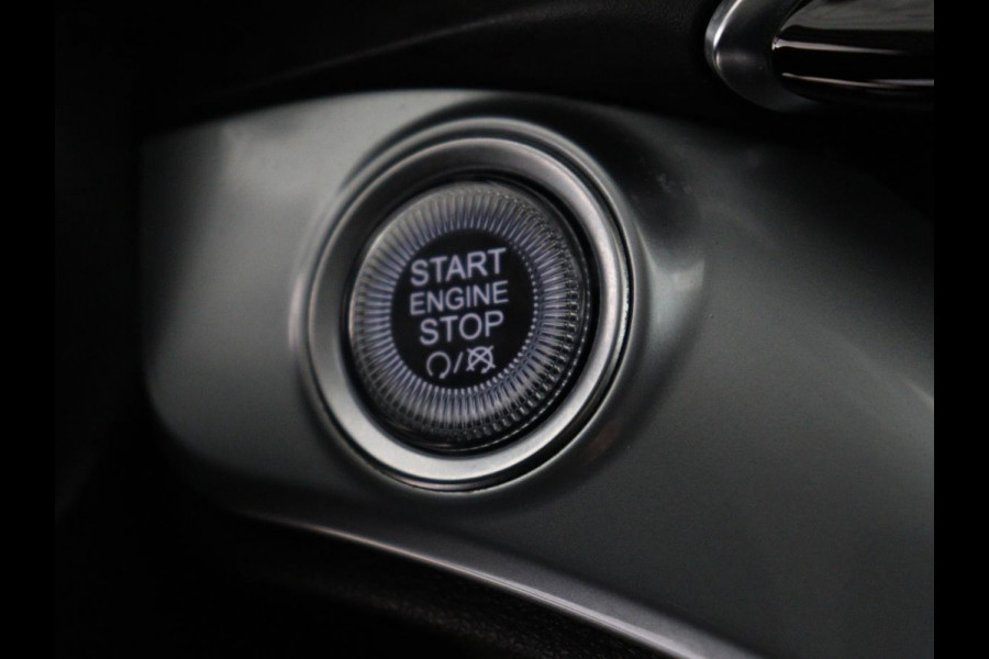 Fiat 500E Icon 42 kWh | 3 Fase | Stoelverwarming | Camera | Carplay | Navigatie | Full LED | Climate control | Cruise control | Bluetooth