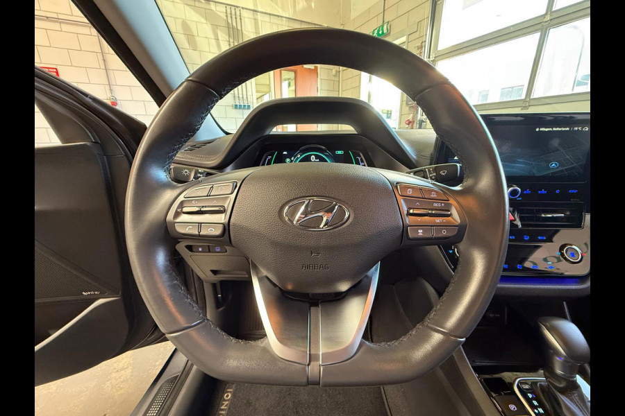 Hyundai IONIQ Hybrid 1.6 GDi Comfort - Plus Automaat 1 Jaar Bovag garantie