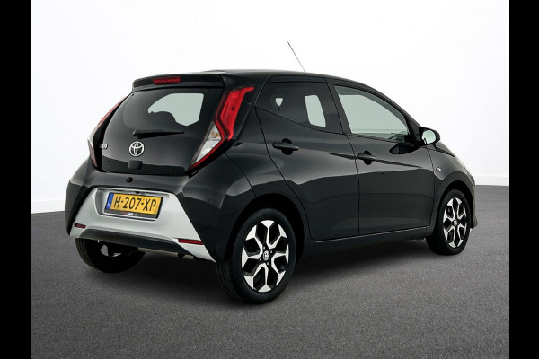Toyota Aygo 1.0 VVT-i x-joy Automaat | Climate Control |  Apple Carplay/Android Auto | Navigatie | Camera achter | Cruise Control | 15"LM Velgen