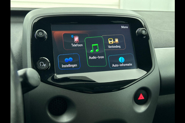 Toyota Aygo 1.0 VVT-i x-joy Automaat | Climate Control |  Apple Carplay/Android Auto | Navigatie | Camera achter | Cruise Control | 15"LM Velgen