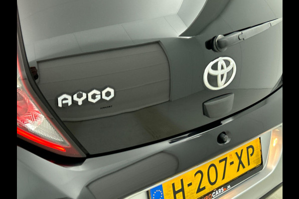 Toyota Aygo 1.0 VVT-i x-joy Automaat | Climate Control |  Apple Carplay/Android Auto | Navigatie | Camera achter | Cruise Control | 15"LM Velgen