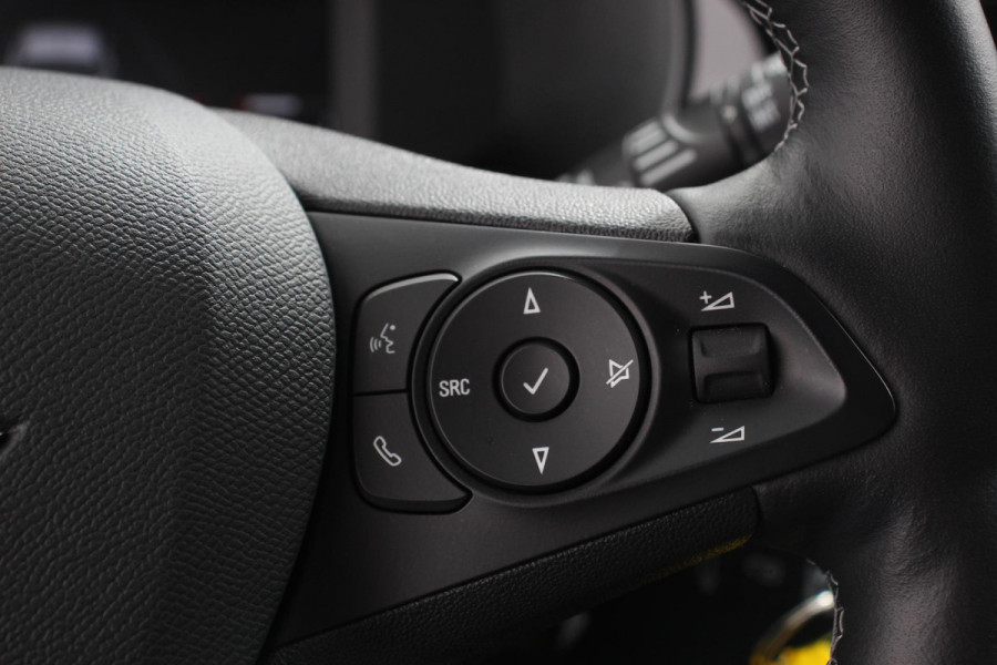 Opel Corsa 1.2 Turbo 102pk GS Line | Navigatie | Apple Carplay/Android Auto | Airco | Cruise Control | Lichtmetalen velgen | Digitaal Dashboard | Sportstoelen