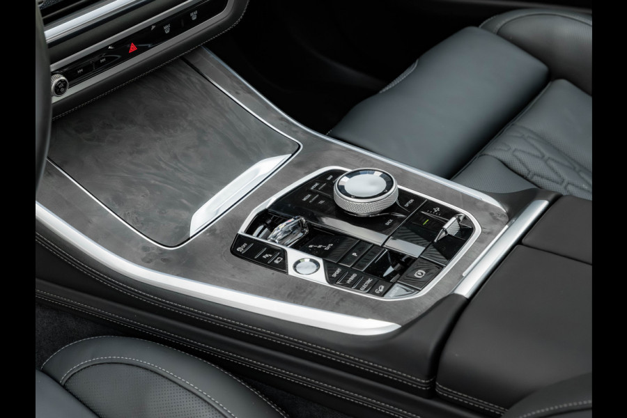 BMW X5 xDrive50e M-Sport Pro - B&W - Full Option - NP140.000