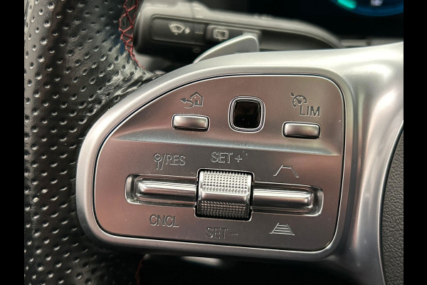 Mercedes-Benz EQA 250 Business Solution AMG | Pano/Dak | Adaptieve/Cruise | Rondomzicht/Camera | LED | Origineel NL