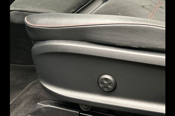 Mercedes-Benz EQA 250 Business Solution AMG | Pano/Dak | Adaptieve/Cruise | Rondomzicht/Camera | LED | Origineel NL