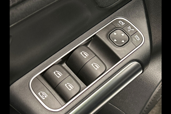 Mercedes-Benz EQA 250 Business Solution AMG | Pano/Dak | Adaptieve/Cruise | Rondomzicht/Camera | LED | Origineel NL