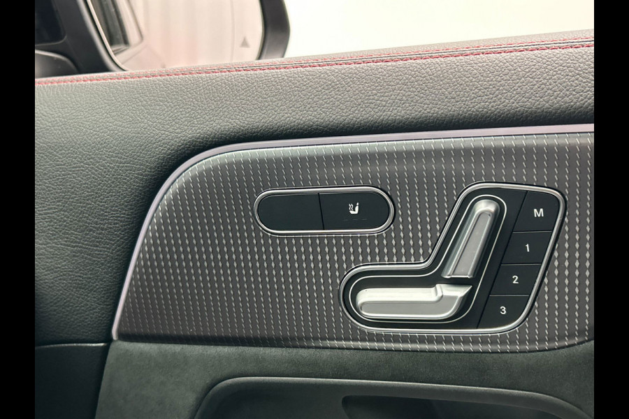 Mercedes-Benz EQA 250 Business Solution AMG | Pano/Dak | Adaptieve/Cruise | Rondomzicht/Camera | LED | Origineel NL