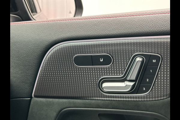 Mercedes-Benz EQA 250 Business Solution AMG | Pano/Dak | Adaptieve/Cruise | Rondomzicht/Camera | LED | Origineel NL