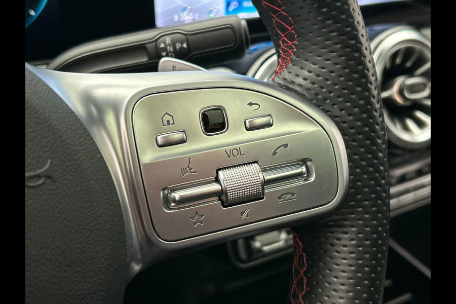 Mercedes-Benz EQA 250 Business Solution AMG | Pano/Dak | Adaptieve/Cruise | Rondomzicht/Camera | LED | Origineel NL