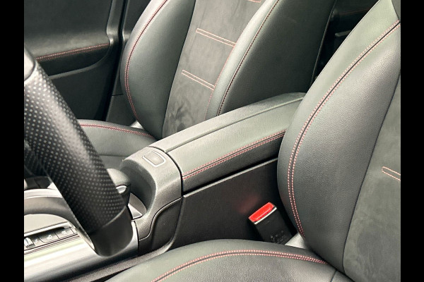 Mercedes-Benz EQA 250 Business Solution AMG | Pano/Dak | Adaptieve/Cruise | Rondomzicht/Camera | LED | Origineel NL