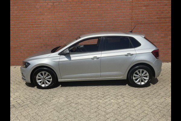 Volkswagen Polo 1.0 TSI 110pk DSG Highline | Navigatie | Apple Carplay/Android Auto | Parkeersensoren | Adaptive Cruise Control | Stoelverwarming | Getinte ramen | Climatronic