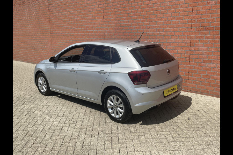 Volkswagen Polo 1.0 TSI 110pk DSG Highline | Navigatie | Apple Carplay/Android Auto | Parkeersensoren | Adaptive Cruise Control | Stoelverwarming | Getinte ramen | Climatronic