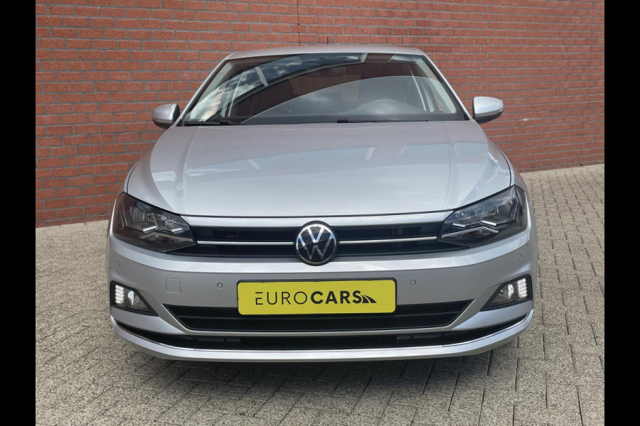 Volkswagen Polo 1.0 TSI 110pk DSG Highline | Navigatie | Apple Carplay/Android Auto | Parkeersensoren | Adaptive Cruise Control | Stoelverwarming | Getinte ramen | Climatronic