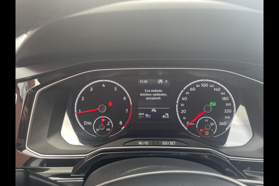 Volkswagen Polo 1.0 TSI 110pk DSG Highline | Navigatie | Apple Carplay/Android Auto | Parkeersensoren | Adaptive Cruise Control | Stoelverwarming | Getinte ramen | Climatronic