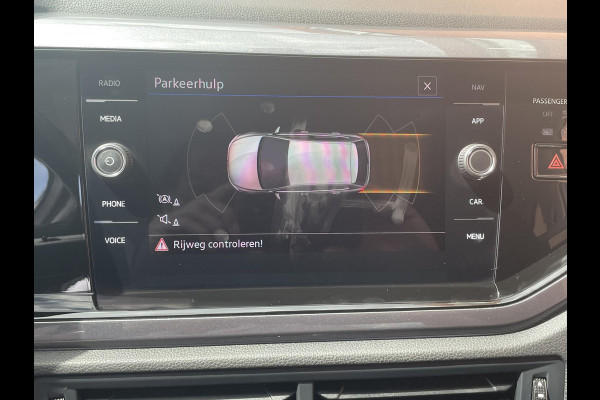 Volkswagen Polo 1.0 TSI 110pk DSG Highline | Navigatie | Apple Carplay/Android Auto | Parkeersensoren | Adaptive Cruise Control | Stoelverwarming | Getinte ramen | Climatronic