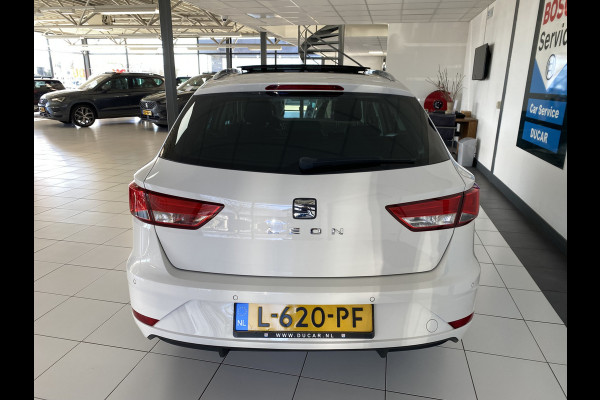 Seat Leon ST 1.0 EcoTSI Style Business Intense Panoramadak