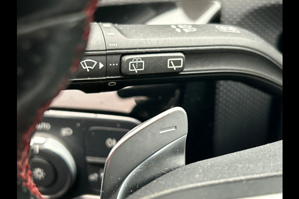 Mercedes-Benz A-Klasse 200 Business Solution AMG | Pano/Dak | Widescreen | Stoelverwarming | Camera