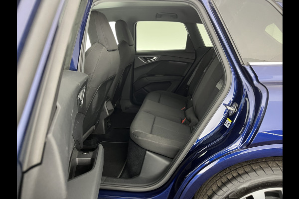 Audi Q4 e-tron 40 Advanced edition 77 kWh [ 3-Fase ] {SOH-92%} (INCL.BTW) Aut.*HEAT-PUMP | NAVI-FULLMAP | MATRIX-LED | KEYLESS | AUDI-SOUND |  DIGI-COCKPIT | DAB | CARPLAY | HEATED-SPORTSEATS | PRIVACYGLASS | CRUISE | 19''ALU*