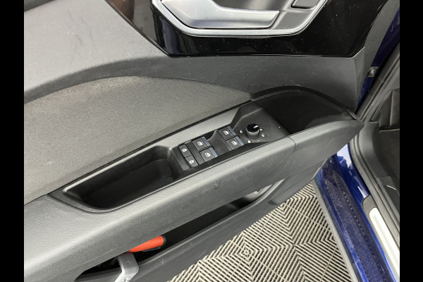 Audi Q4 e-tron 40 Advanced edition 77 kWh [ 3-Fase ] {SOH-92%} (INCL.BTW) Aut.*HEAT-PUMP | NAVI-FULLMAP | MATRIX-LED | KEYLESS | AUDI-SOUND |  DIGI-COCKPIT | DAB | CARPLAY | HEATED-SPORTSEATS | PRIVACYGLASS | CRUISE | 19''ALU*