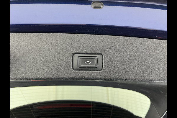 Audi Q4 e-tron 40 Advanced edition 77 kWh [ 3-Fase ] {SOH-92%} (INCL.BTW) Aut.*HEAT-PUMP | NAVI-FULLMAP | MATRIX-LED | KEYLESS | AUDI-SOUND |  DIGI-COCKPIT | DAB | CARPLAY | HEATED-SPORTSEATS | PRIVACYGLASS | CRUISE | 19''ALU*