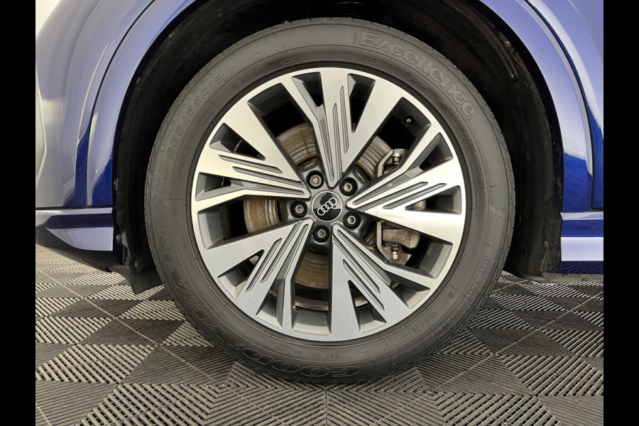 Audi Q4 e-tron 40 Advanced edition 77 kWh [ 3-Fase ] {SOH-92%} (INCL.BTW) Aut.*HEAT-PUMP | NAVI-FULLMAP | MATRIX-LED | KEYLESS | AUDI-SOUND |  DIGI-COCKPIT | DAB | CARPLAY | HEATED-SPORTSEATS | PRIVACYGLASS | CRUISE | 19''ALU*