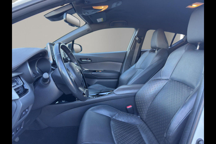Toyota C-HR 1.8 Hybrid Executive | Leer | JBL | Camera  Led | Afneembare Trekhaak | Bi-Tone