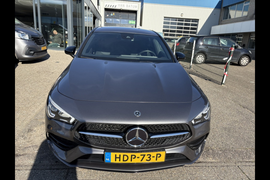 Mercedes-Benz CLA-Klasse Shooting Brake 180 d Business Solution AMG DAB Camera Stoelverwarming